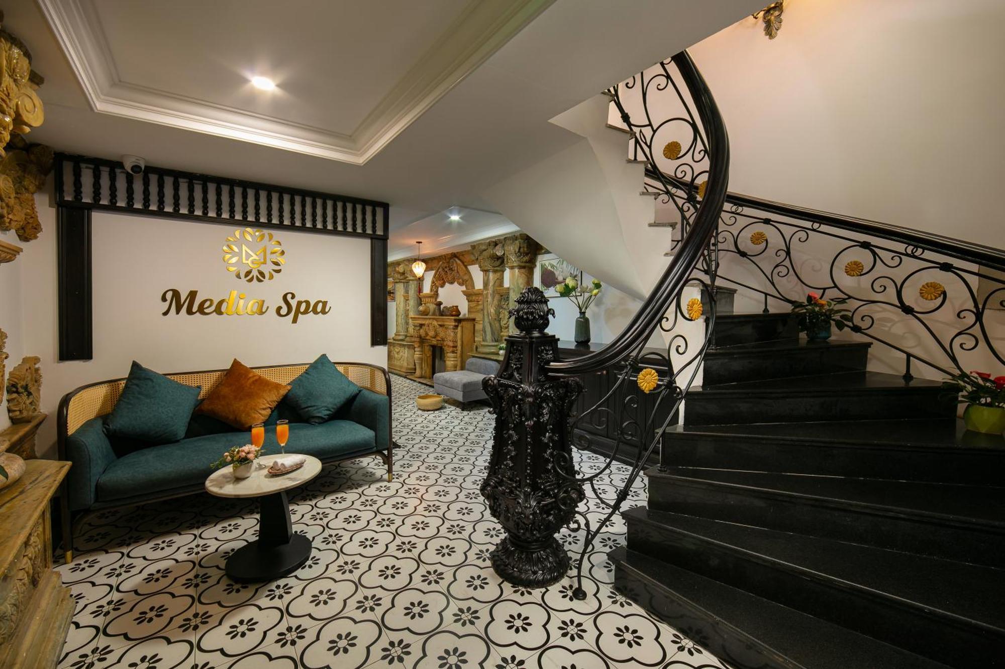 Media Central Hotel & Spa هانوي المظهر الخارجي الصورة